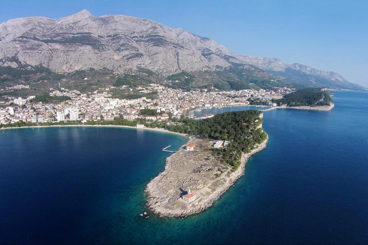 With A Parking Space - 20195 * Makarska